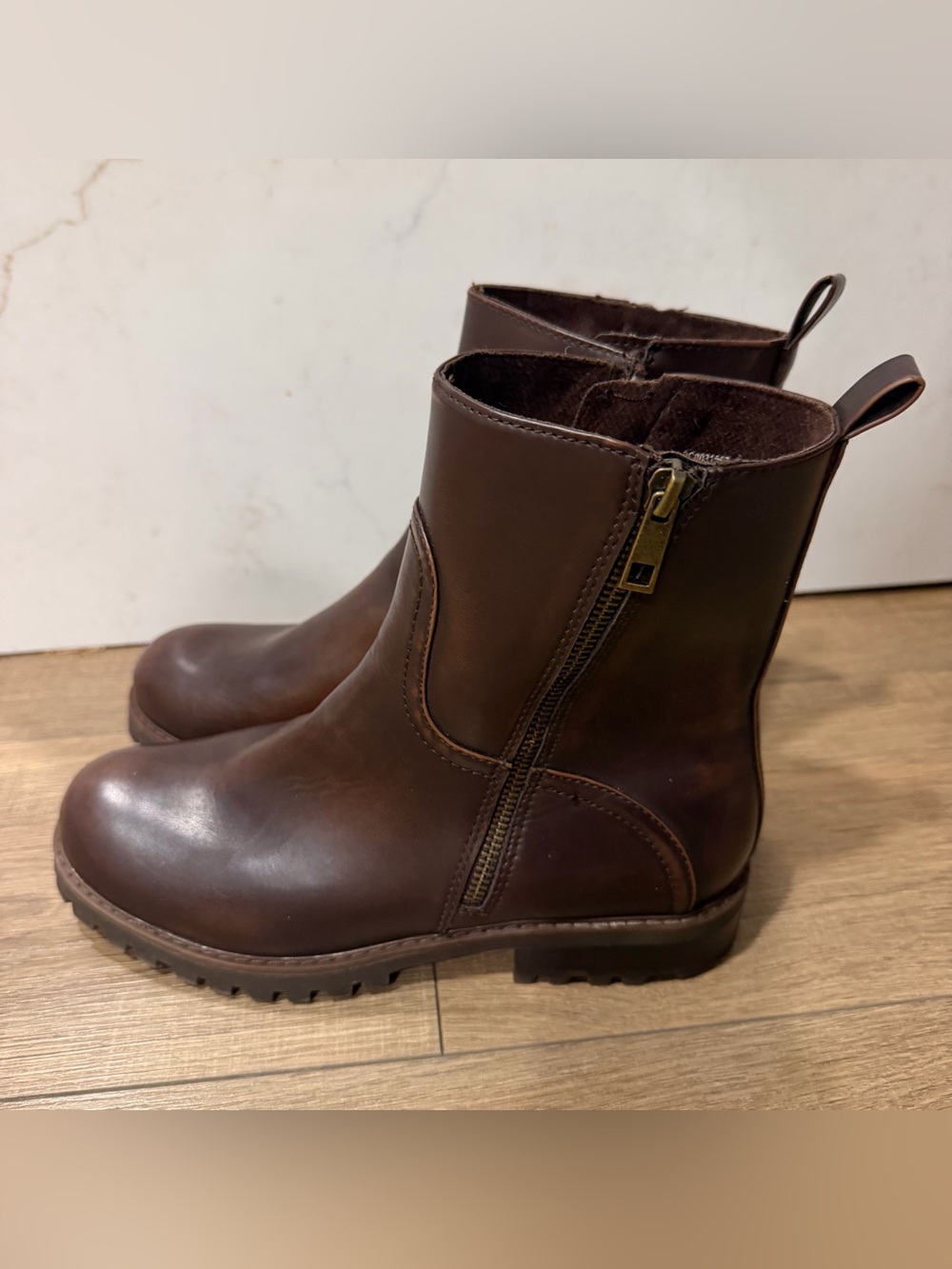 B.O.C. Aviva Brown Zip Ankle women Boots, 9
